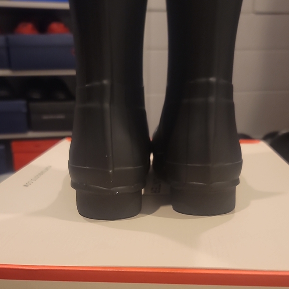 Hunter Classic Black Rain Boots - Picture 3 of 5